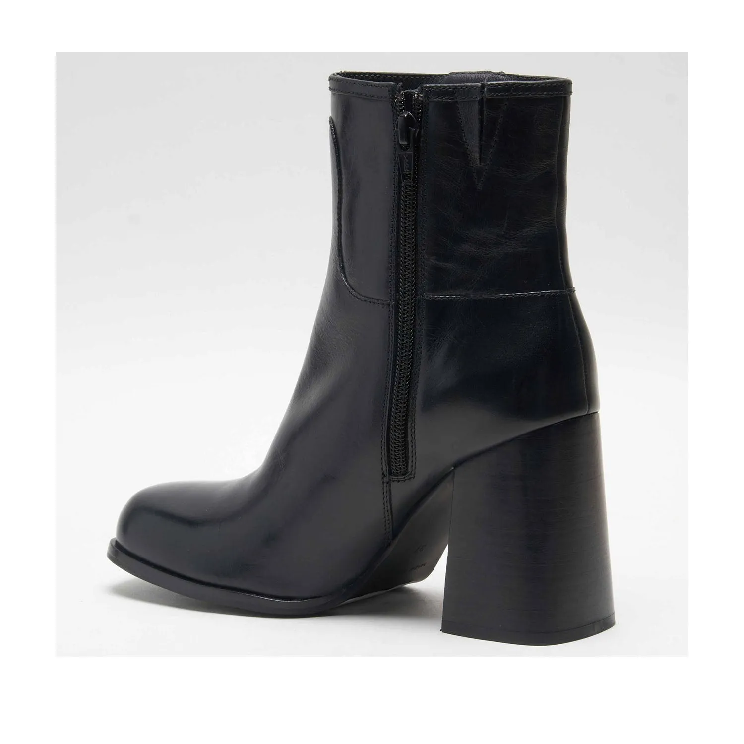 Free People Women's Naomi Ankle Boot in Black