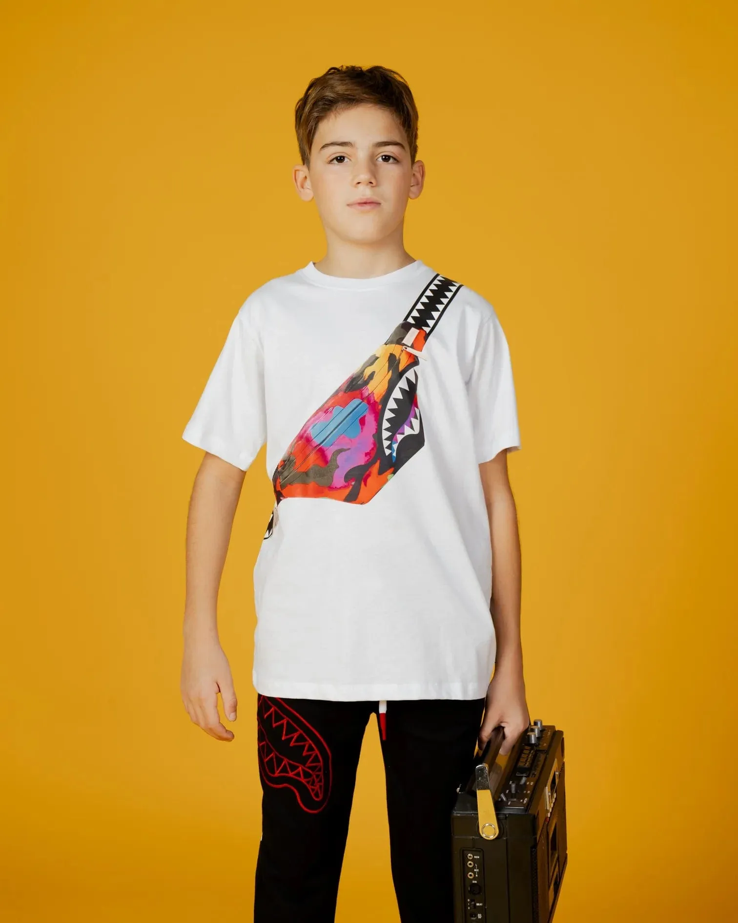 Sprayground Boys Crossbody Bag T-Shirt in White